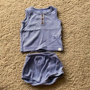Little Planet by Carter’s organic, 2 piece newborn outfit